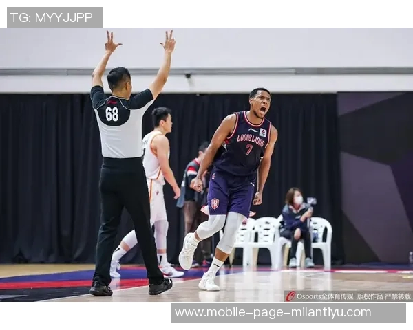 祝铭震19分钟高效表现7中5砍下16分三分球6中4展现出色状态 祝铭震19分钟高效表现7中5砍下16分三分球6中4展现出色状态